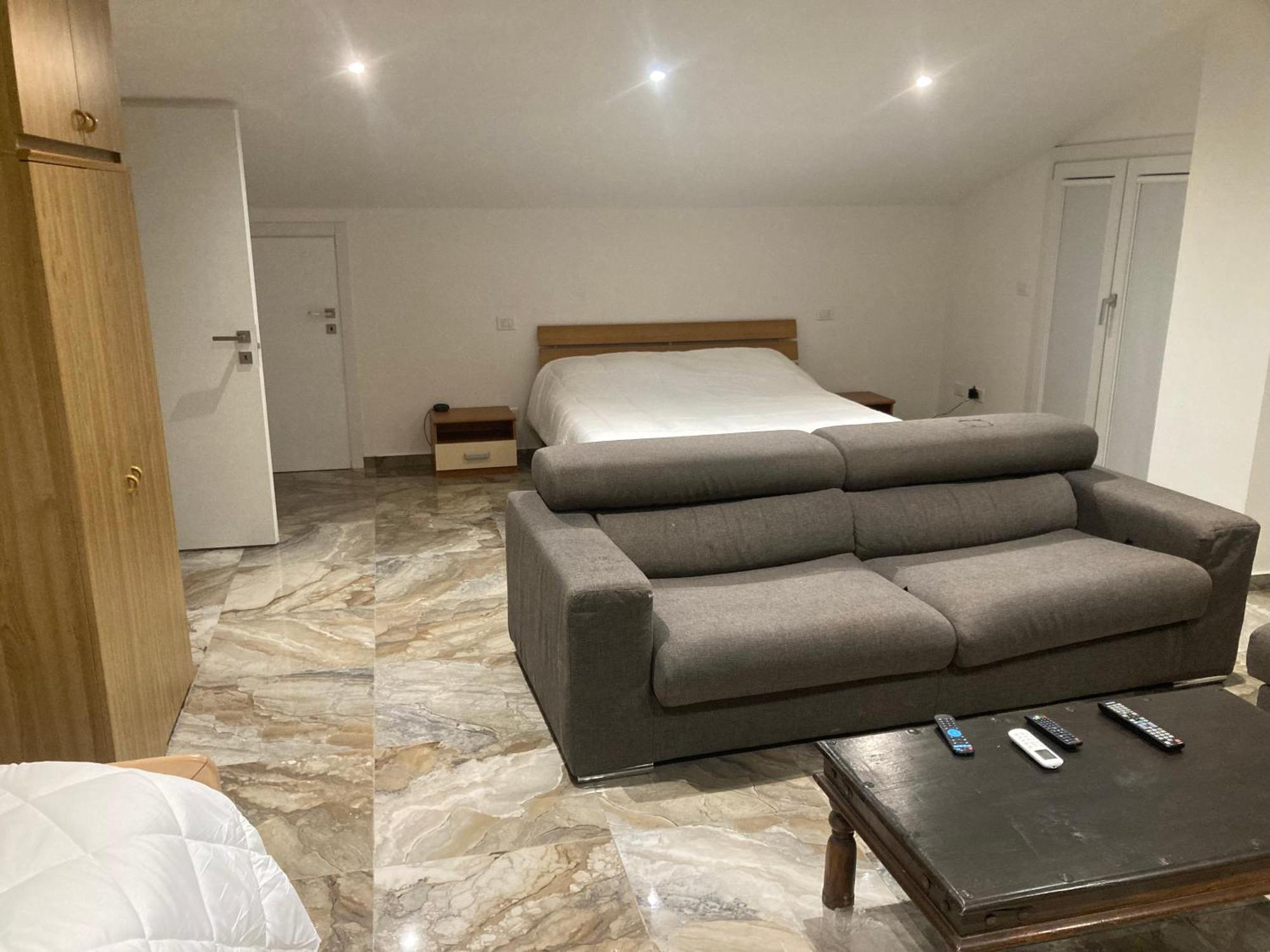 Отель Attico Marsiglie Casal Fiumanese Экстерьер фото